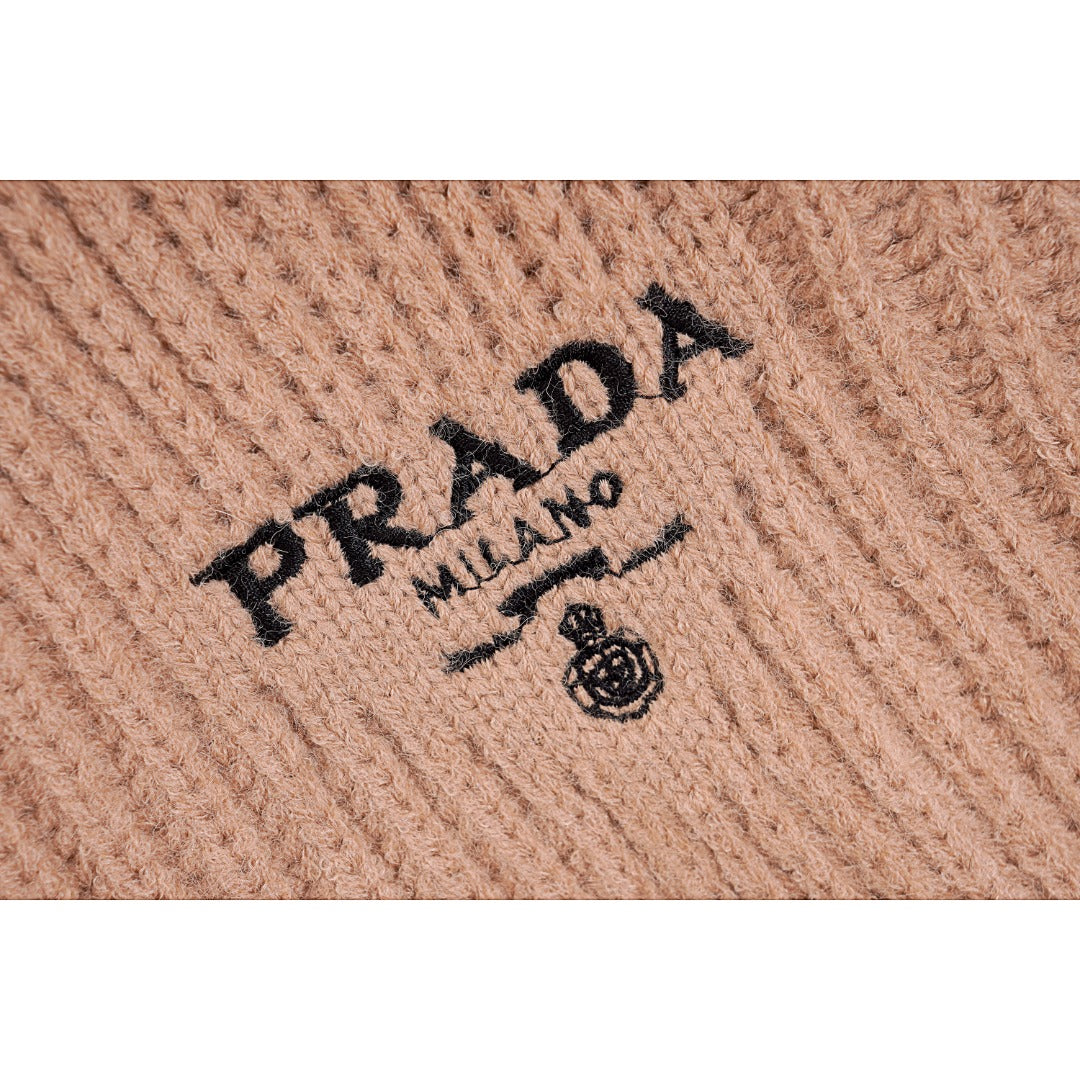 Prada 22FW Coarse Stitched Wool Cardigan (Khaki)