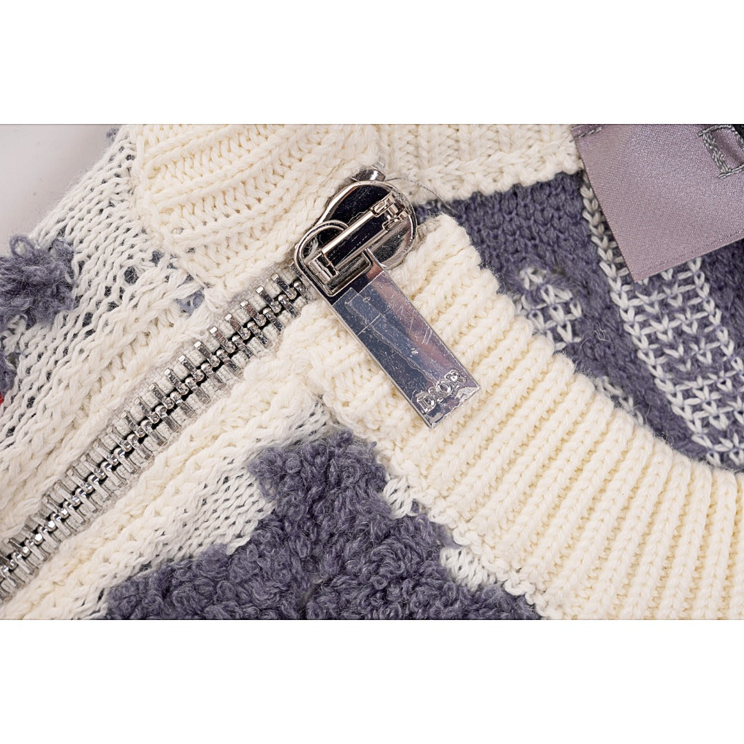 Terry Embroidered Jacquard Crew Neck Sweater