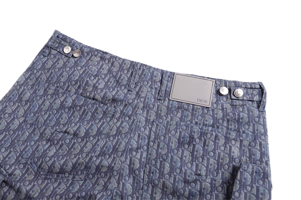 Allover Print Cotton Double Pocket Cargo Shorts