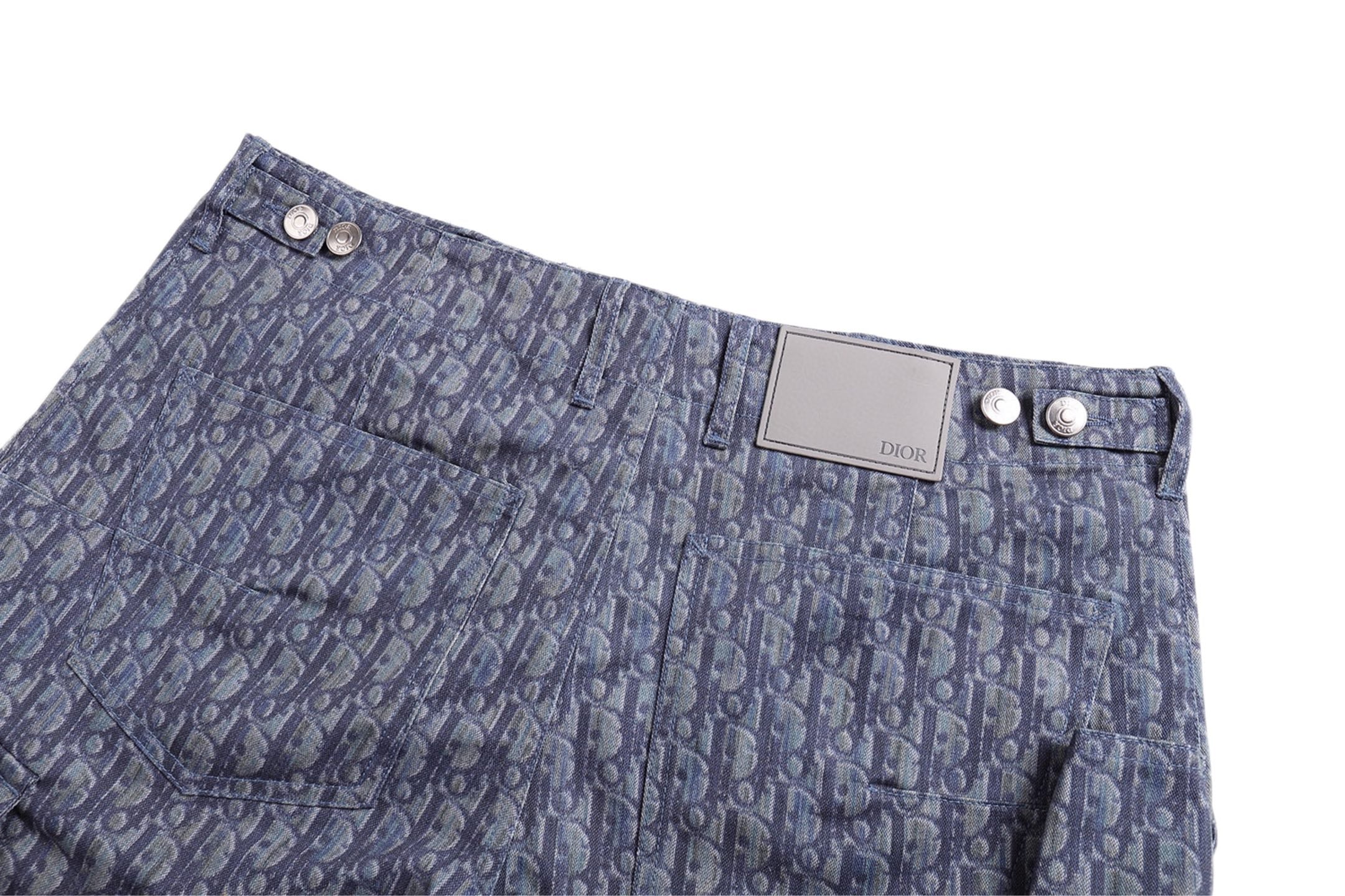 Allover Print Cotton Double Pocket Cargo Shorts