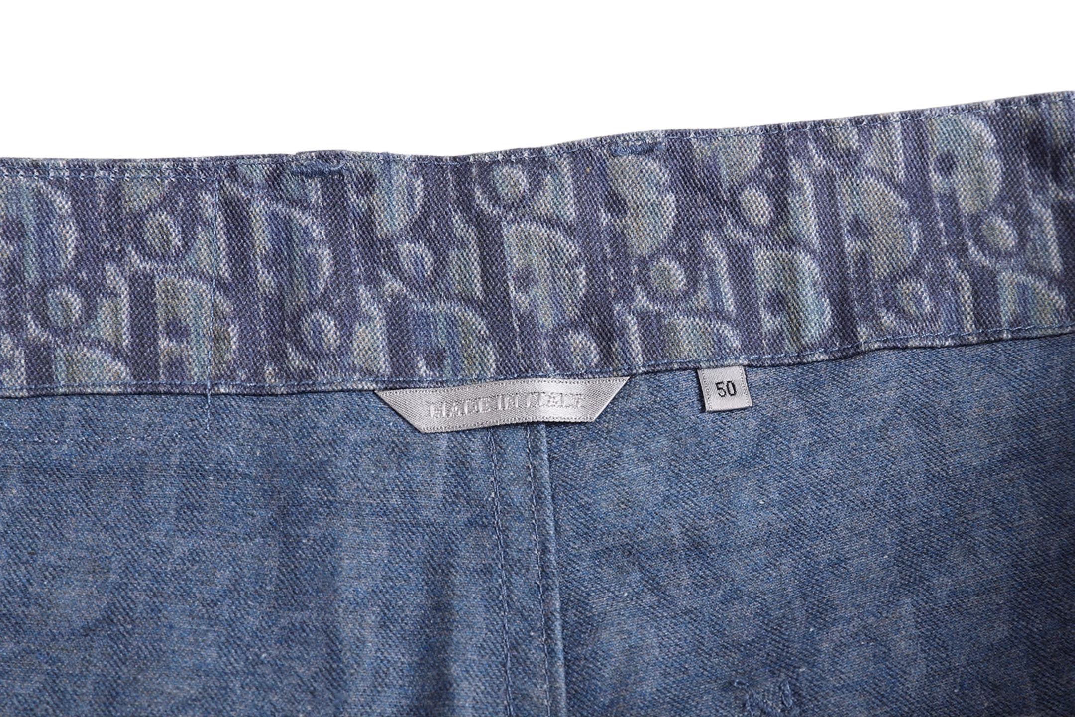 Allover Print Cotton Double Pocket Cargo Shorts